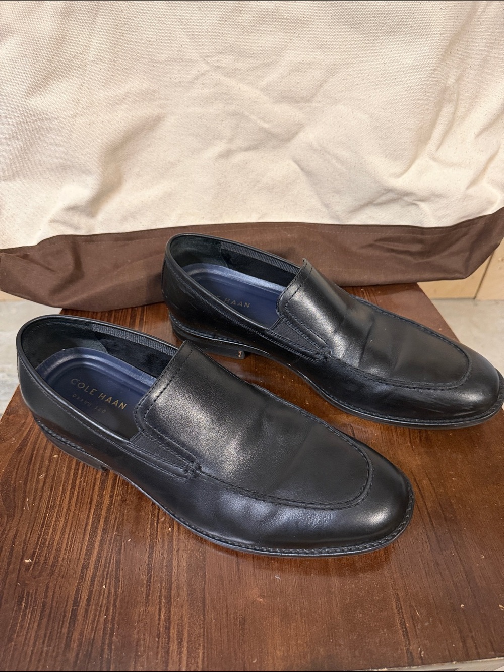 Cole Haan Black Leather Slip-On Loafers — Men’s Dress Casual Size 11